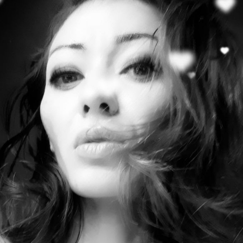 Meet your Posher, Alina